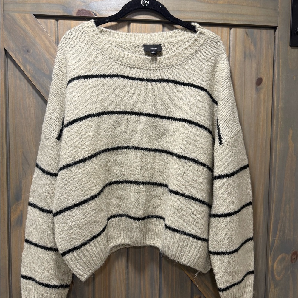 Cozy Cream Striped Boutique Lumere Sweater Large
